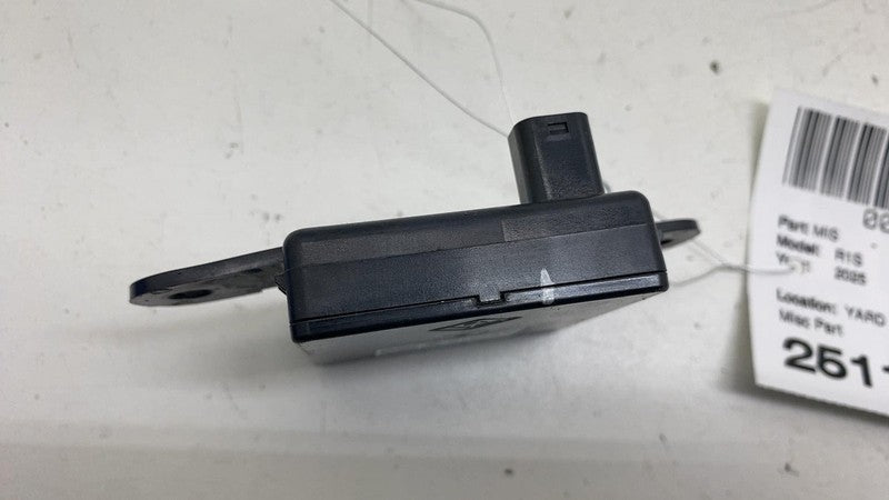 ⭕ 2024-2025 Rivian R1S Vehicle Access Control Module Unit 2.0 OEM PT00