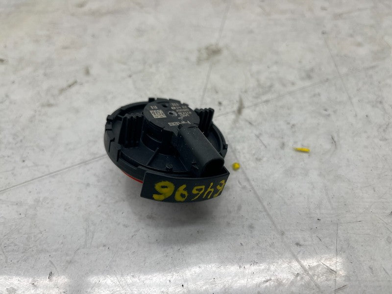 1036762 00 A ⭕17-23 Model 3 X Right or Left Door Impact Crash Pressure Sensor 1036762-00-A