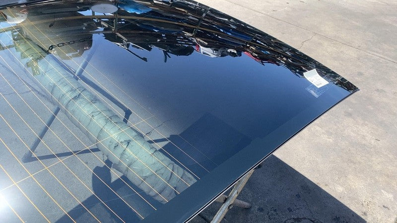 ⭕ 17-20 Model 3 M3 Rear Trunk Panoramic Backlite Glass Back Section 14