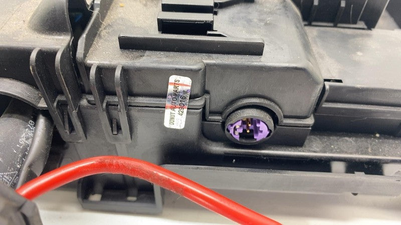 7P0937548H 2011-2018 Porsche Cayenne S Rear Trunk Fuse Relay Junction Box 7P0937548H OEM