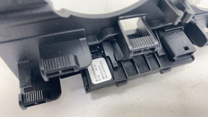 A1729058200 ⭕14-15 Mercedes-Benz B-Class Humidity Temperature Sensor w/ Trim OEM A2468200211