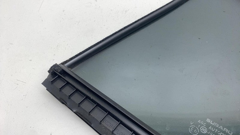 ⭕ 2018-2023 Subaru XV Crosstrek Rear Passenger Side Door Corner Vent Glass Right