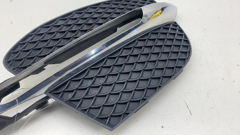 ⭕ 2014-2017 Mercedes B-Class W242 Front Right Lower Bumper Fog Cover A