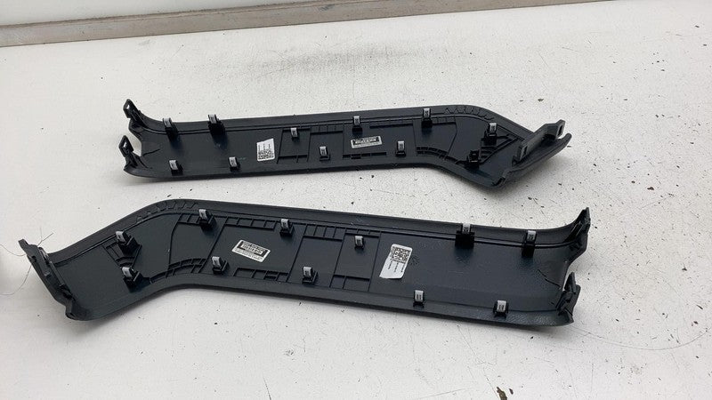 ⭕ 22-24 R1T Front Left & Right Upper Center Console Trim PT00000875 / 