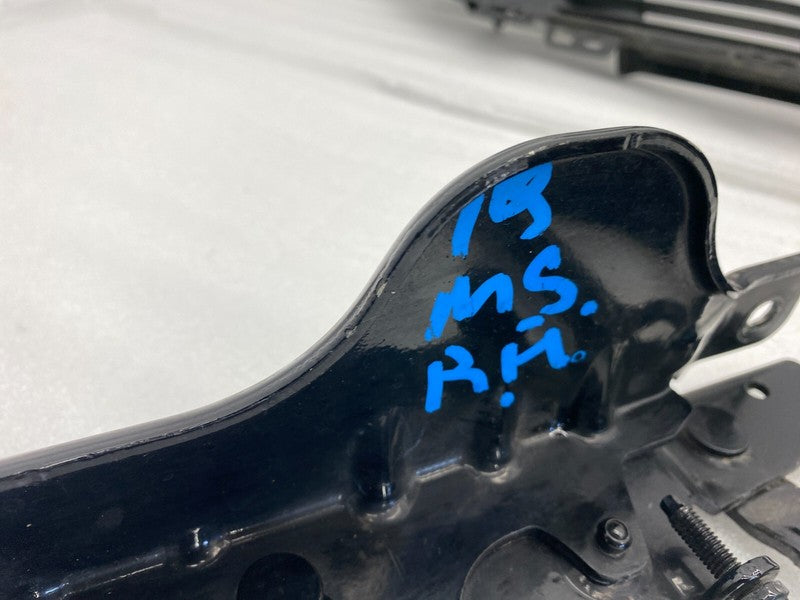 600673700E ⭕ 12-15 Model S Front Left & Right Hood Hinge Closure 6006737-00-E/6006738-00-E