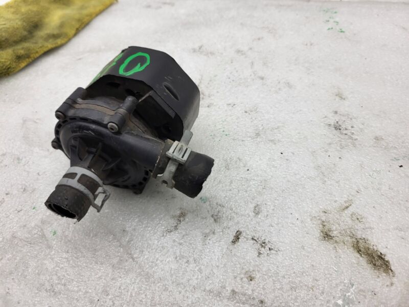 2016-2020 Tesla Model S X Cooling System Auxiliary Water Coolant Pump FWD Assy