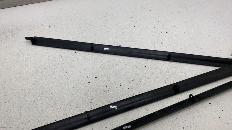 E16-105309-00 ⭕ 2019-2023 Audi E-Tron Quattro Intercooler Air Duct Guide Blinds Channel Blade