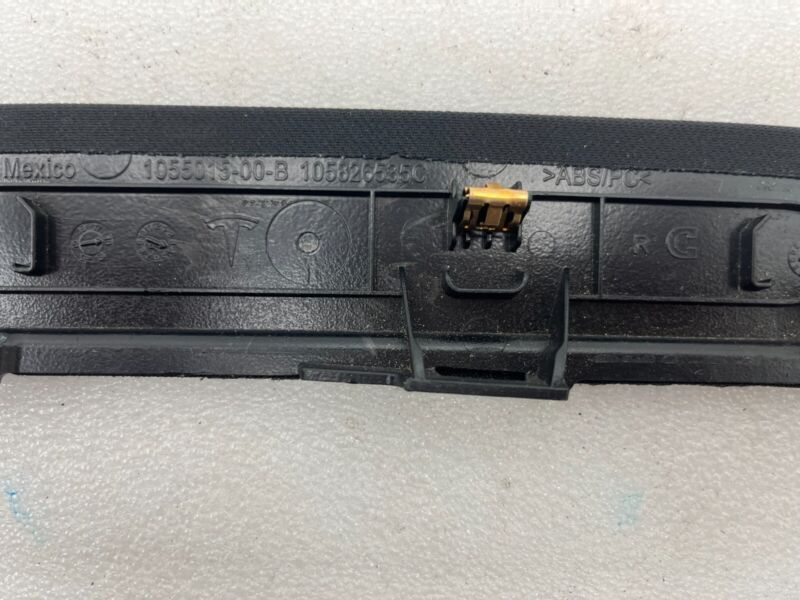 1058265 35 C ⭕ 2016-2020 Tesla Model X Rear Falcon Door Trim Molding Cover Right 1058265-35-C