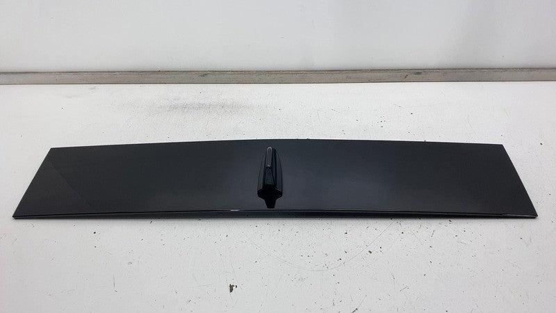 PT00012990-L 2022-2024 Rivian R1S  Rear Overhead Shark Fin Roof Antenna + Applique & Module