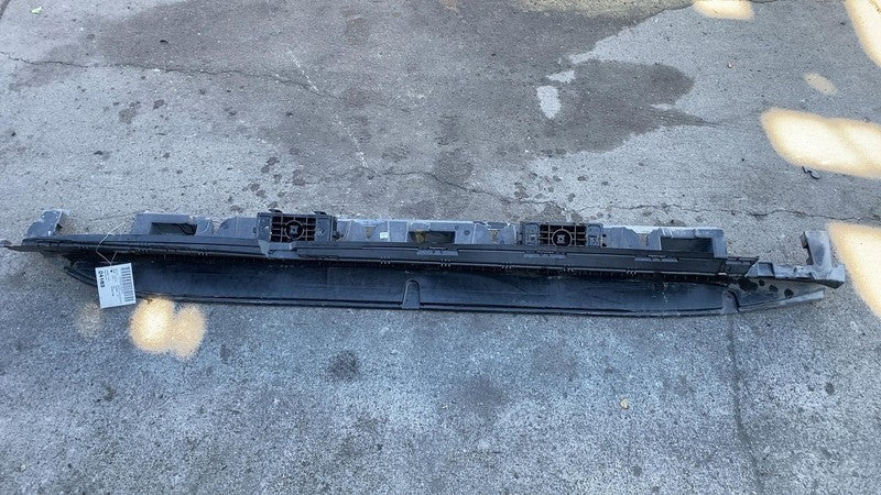 A1666900210 2012-2019 Mercedes-Benz GLE350 Right Running Board Step Mount Support Bracket RH