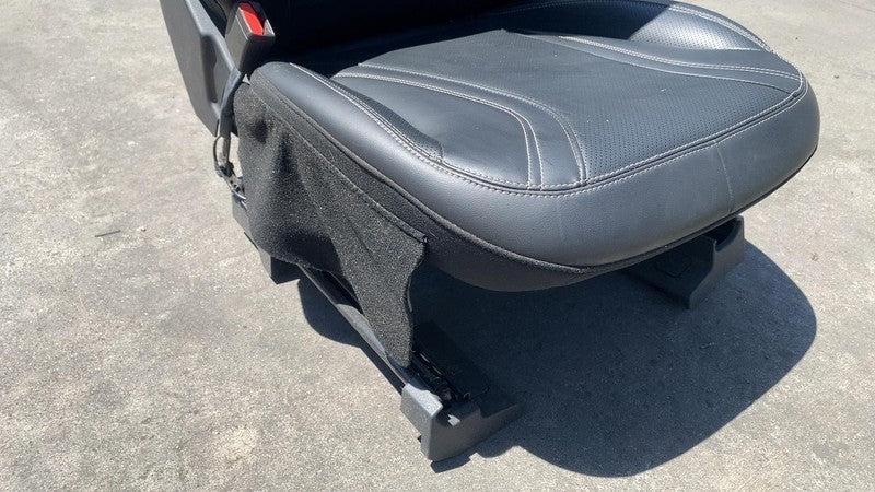 ⭕ 21-24 Ford Mustang Mach-E Front Driver Side 1st Row Seat Leather Bla