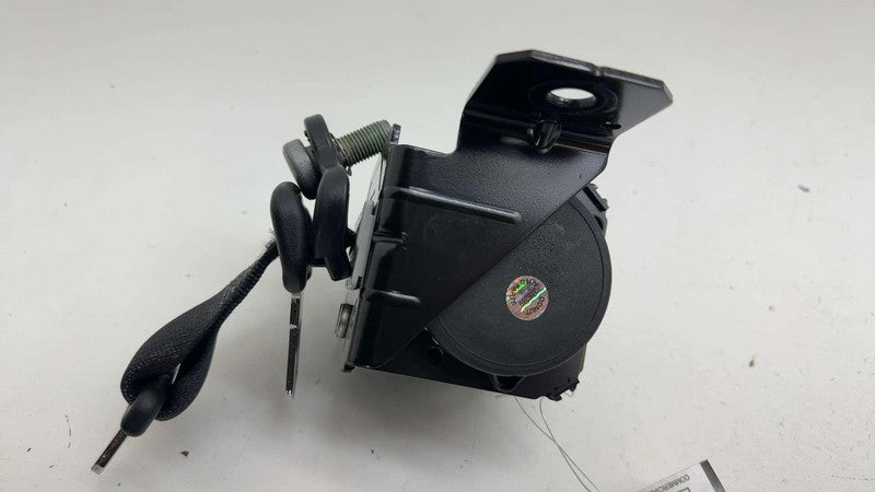 ⭕ 2017-2025 Chrysler Pacifica Rear Center 3rd Row Seat Belt Retractor 