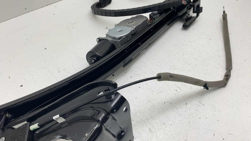68368918AH ⭕ 2017-2025 Chrysler Pacifica Rear Right Sliding Door Track w/ Motor 68368918AH