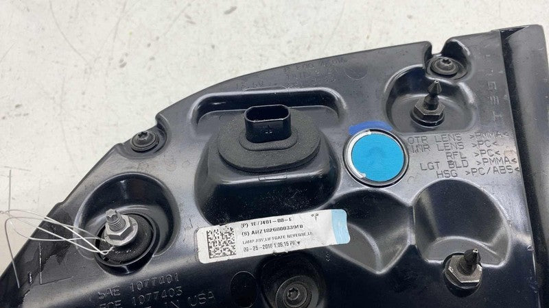 1077401-00-E ⭕ 2017-2023 Model 3 Rear Left Inner Taillight LED Tail Lamp 3-Pin 1077401-00-E