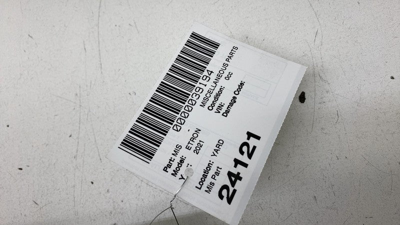 ⭕ 19-23 e-Tron Rear Trunk Cargo Back Seat Floor Flap Cover Trim Panel 