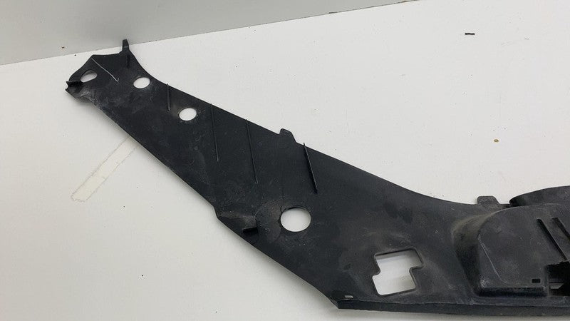 A1668842922 2012-2018 Mercedes-Benz GLE350 Radiator Core Upper Sight Shield Cover Panel OEM