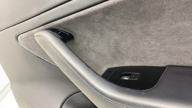 1090411-01-H 2017-2020 Tesla Model 3 Front Passenger Side Interior Door Panel Trim Card Right