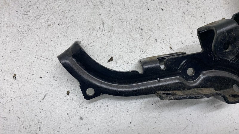 ⭕2017 2018 2019 2020 BMW 540i Rear Intake Manifold Mount Support Brack
