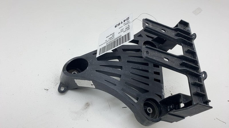 1667014 00 B 2017-2023 Tesla Model 3 Y Air Conditioning A/C Compressor Pump Mount Bracket OEM