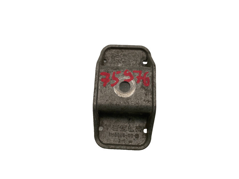 1118599 00 B,  111859900B ⭕ 2017-2023 Model 3 12V Battery Upper Tie-down Bracket Strap Holder 1118599-00-B