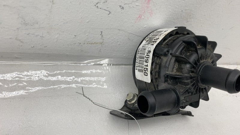 ⭕ 2021-2024 Jeep Wrangler 4XE Auxiliary Coolant Pump Assembly Mopar 68