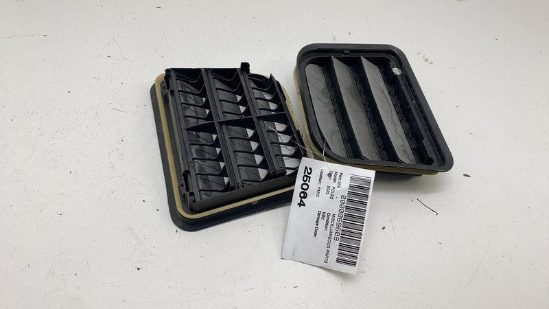 31369380 ⭕ 21-24 Polestar 2 Rear Left & Right Quarter Air Pressure Vent Grille 31369380