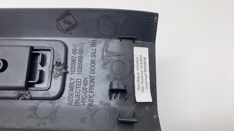 2016-2020 Tesla Model X MX Front Passenger Side Door Sill Trim Cover B