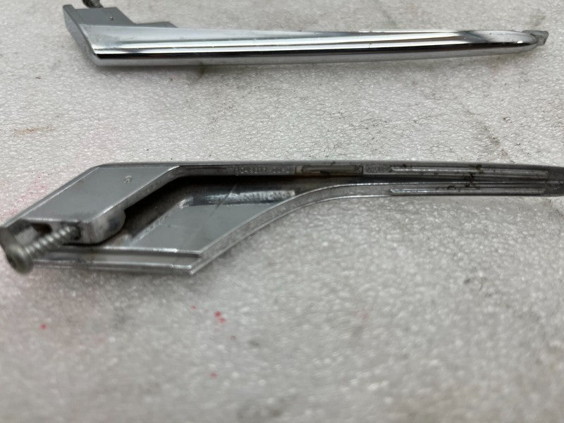 1049609 00 D ⭕16-20 Model X Driver Side Upper & Lower Foglamp Parking Spear Left 1049609-00-D