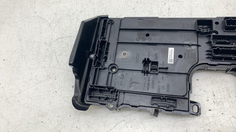 ⭕ 17-23 Tesla Model 3 Left Low Voltage Controller Electronic Module 15