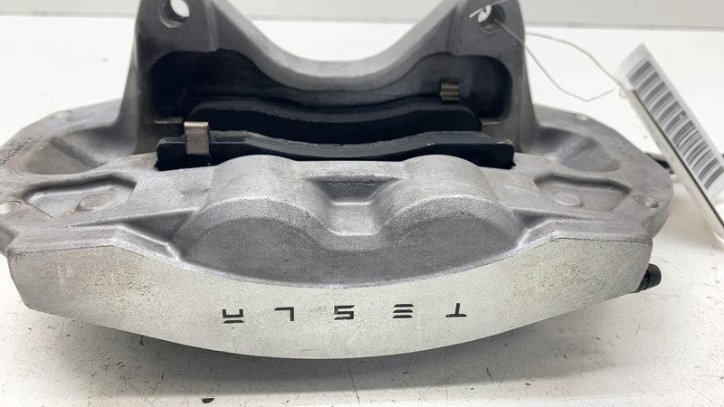 1044621-00-D ⭕ 2017-2023 Tesla Model 3 Front Left Caliper w/ Brake Hose Line LH 1044621-00-D