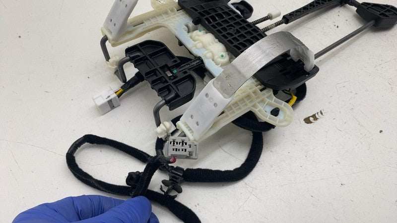 ⭕ 2022-2025 Rivian R1S Front Passenger Side Seat Adjustment Motor & Module Right