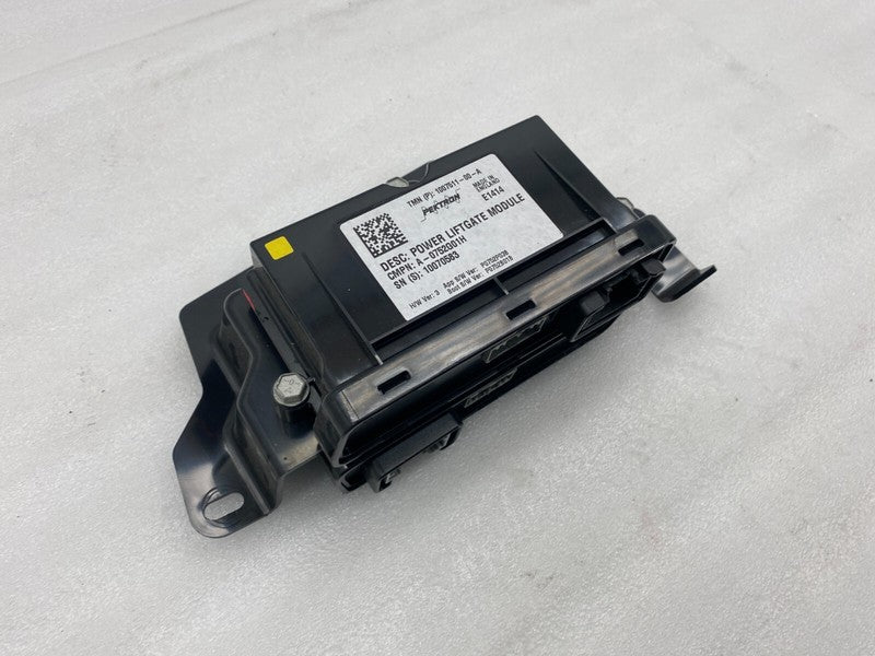 1007511 00 A ⭕ 12-20 Model S Trunk Liftgate & Park Brake Module 1007511-00-A / 1007618-00-D