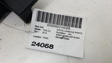 ⭕ 16-20 Tesla Model X Rear 2nd Row Floor Center Beaver Dam Bracket 1059716-00-D