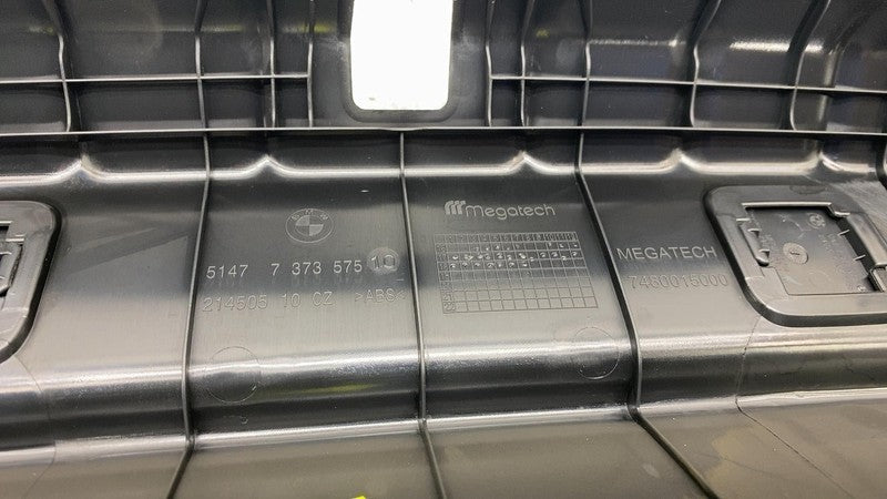 ⭕ 2018-2019 BMW 530E Rear Trunk Loading Sill Cover Trim Panel 51477373