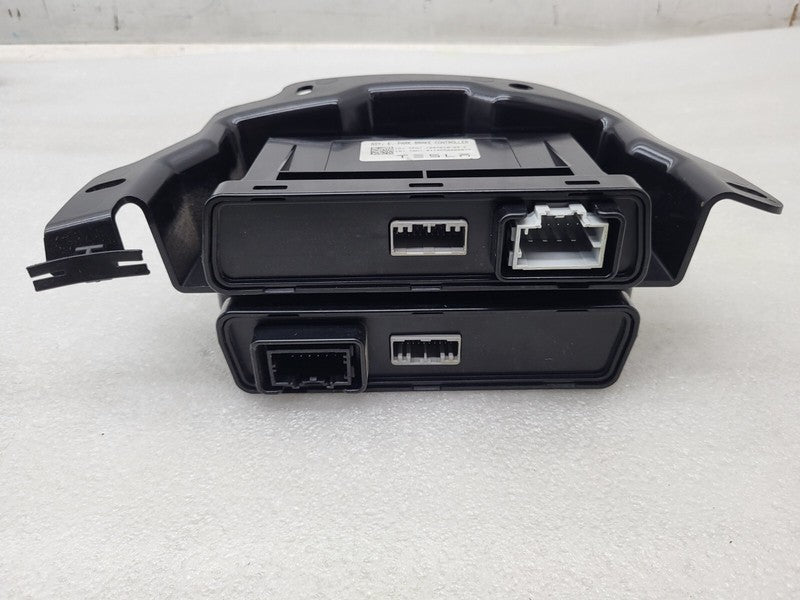 1007511 00 A ⭕12-15 Model S Power Trunk Liftgate Control Module w/ Mount Bracket 1007511-00-A