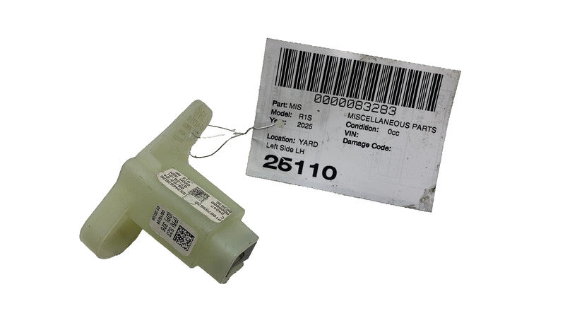 PT00755672 C ⭕ 2025 Rivian R1S Driver Side Misc Grommet Assembly Left LH 6096979 PT00755672-C