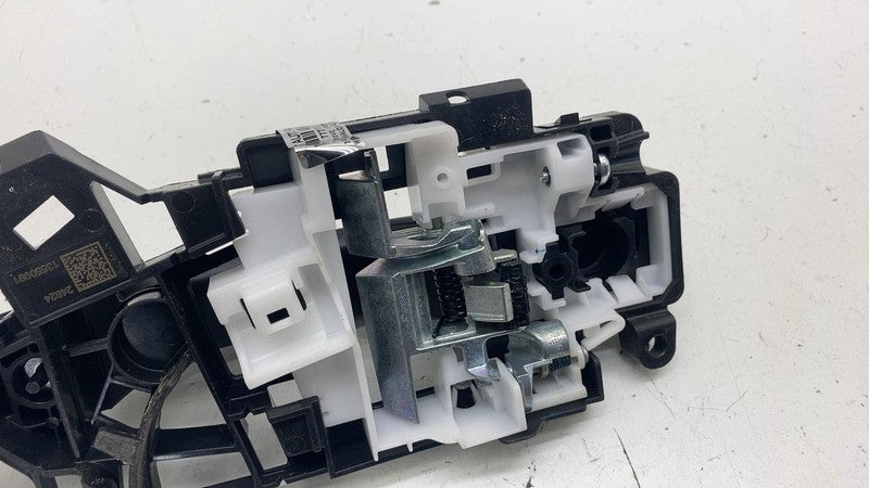 ⭕ 2025 Chevrolet Silverado 1500 Rear Driver Side Exterior Door Handle Outer Left