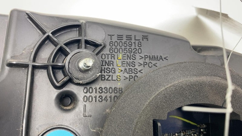 ⭕ 2012-2022 Tesla Model S Rear Taillight LED Outer Tail Lamp Left 6005