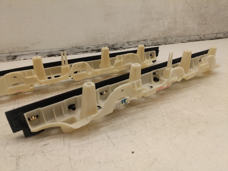 ⭕16-20 Model X Left/Right Upper Falcon Door Outer Trim 1055049-06-E/10