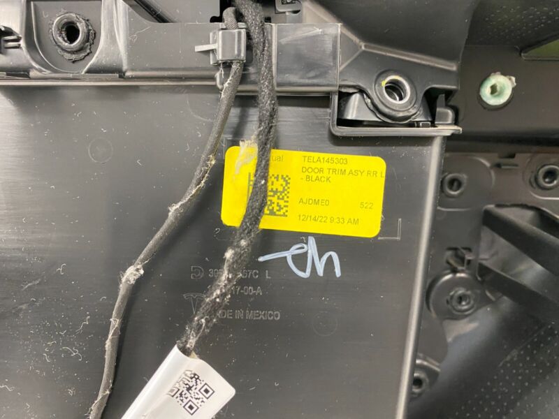 160861700A ⭕2021-2023 Model 3 Rear Driver Side Door Panel Trim Card Cover Left 1608617-00-A