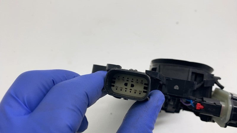 PT00002455-J ⭕22-24 R1T R1S Right Front / Left Exterior Door Handle Green EXP006 PT00002455-J