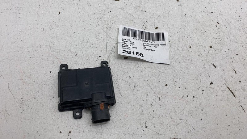 ⭕ 2022 Rivian EDV-700 Truck Rear Corner Radar Blind Spot Radar Unit PT