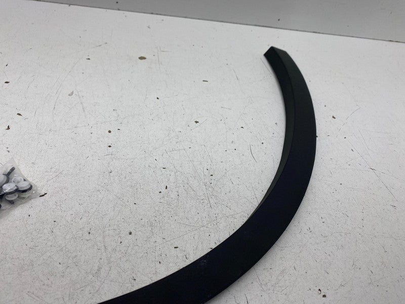 1494186 00 B ⭕ 20-24 Tesla Model Y Front Right Fender Garnish Wheel Arch Molding 1494186-00-B