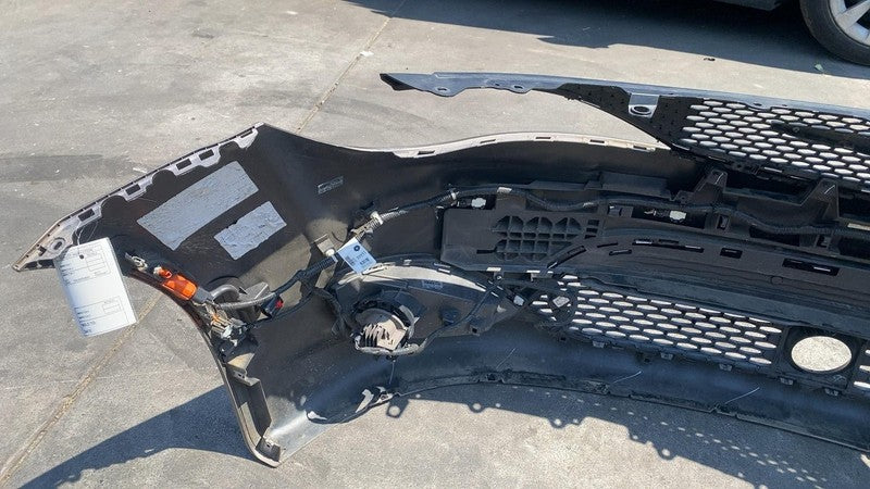 ⭕ 2017-2020 Chrysler Pacifica Front Bumper Cover w/ Fog Light & PDC Go