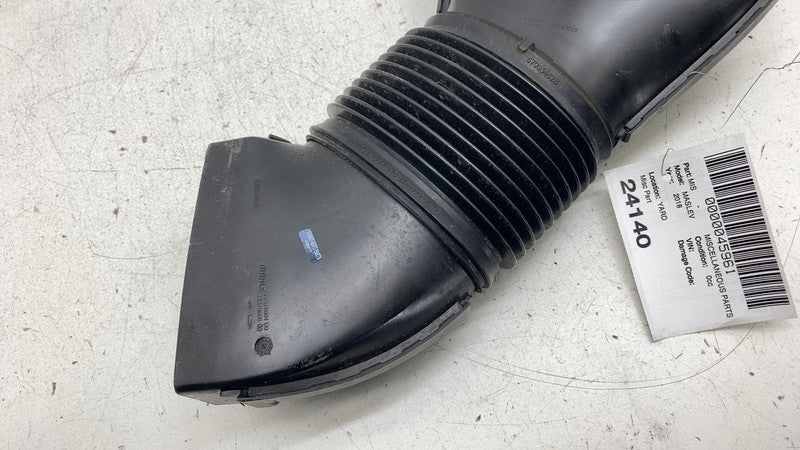 ⭕ 17-20 Maserati Levante Engine Right Air Cleaner Intake Duct Hose 670