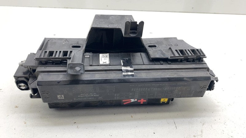 ⭕16-20 Model X Front Trunk Frunk Engine Bay Under Hood Fuse Box 12V 10