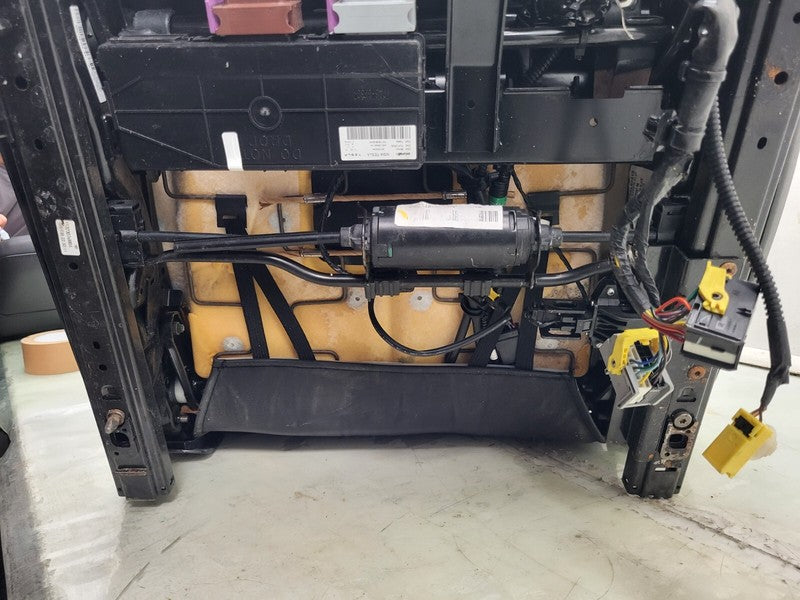 ⭕ 2012-2015 Tesla Model S Front Left 1st Row Seat Upper & Lower Cushion LH Assy