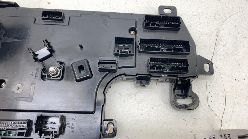 107867300L ⭕ 2017-2023 Model 3 Left Low Voltage Electronic Control Module ECU 1078673-00-L