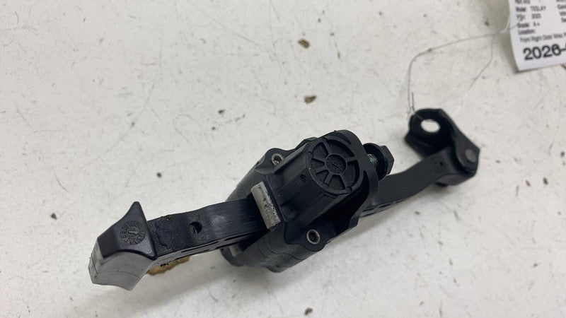 ⭕ 2020-2026 Tesla Model Y Front Right Door Check Stop Strap Stopper 15