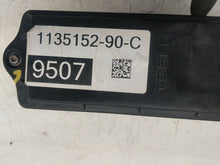 ⭕ 16-20 Model X Front BCM Body Comfort Control Module ECU Enclosure 1135152-90-C